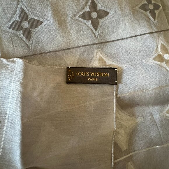 Louis Vuitton Silver Grey Silk Organza Pattern Long Scarf. - Picture 3 of 8